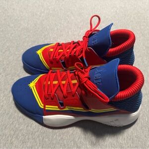 Adidas Pro Vision Captain Marvel High Top Basketball Shoes Size 10 1/2 NWOT